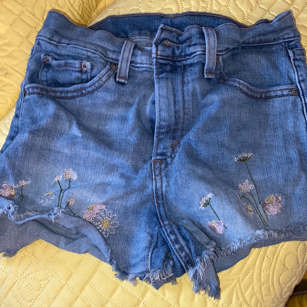 Levi shorts